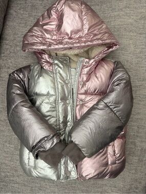 Girls' Gap Metallic Pink & Silver Puffer Jacket with Hood 4T